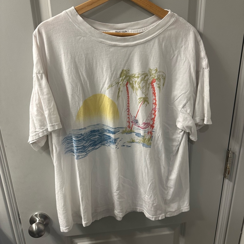 Project social T graphic tee